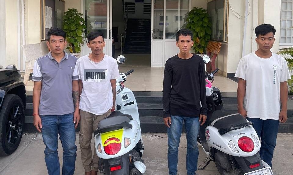 បង្ក្រាបក្រុមចោរឆក់យ៉ាងសកម្មចំនួន ៤នាក់ ក្នុងភូមិសាស្ដ្រ​ខណ្ឌ​ដូនពេញ