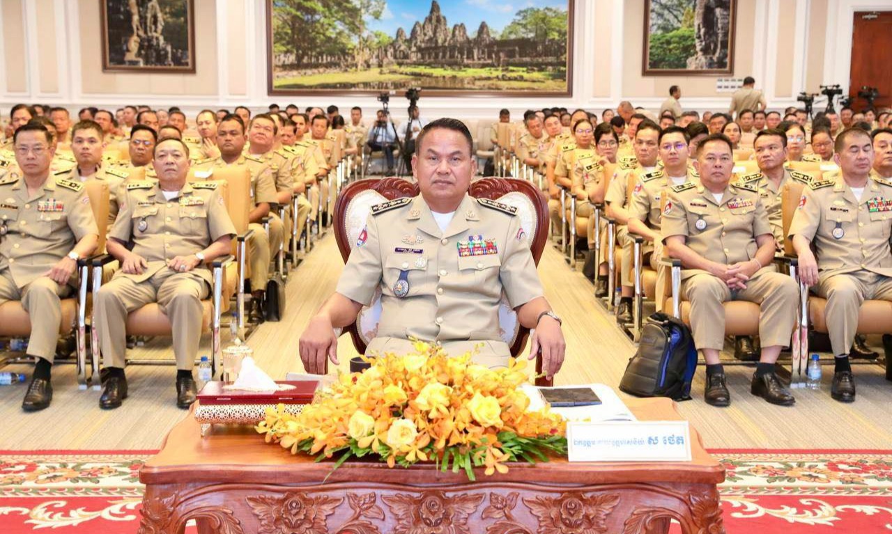 បន្ទាប់ពីនាយករដ្ឋមន្ត្រីចេញបទបញ្ជា ៖ អគ្គស្នងការណែនាំឲ្យមន្រ្តីក្រោមឱវាទត្រូវចេញប្រតិបត្តិបង្រ្កាបបទល្មើសបច្ចេកវិទ្យាជាបន្ទាន់