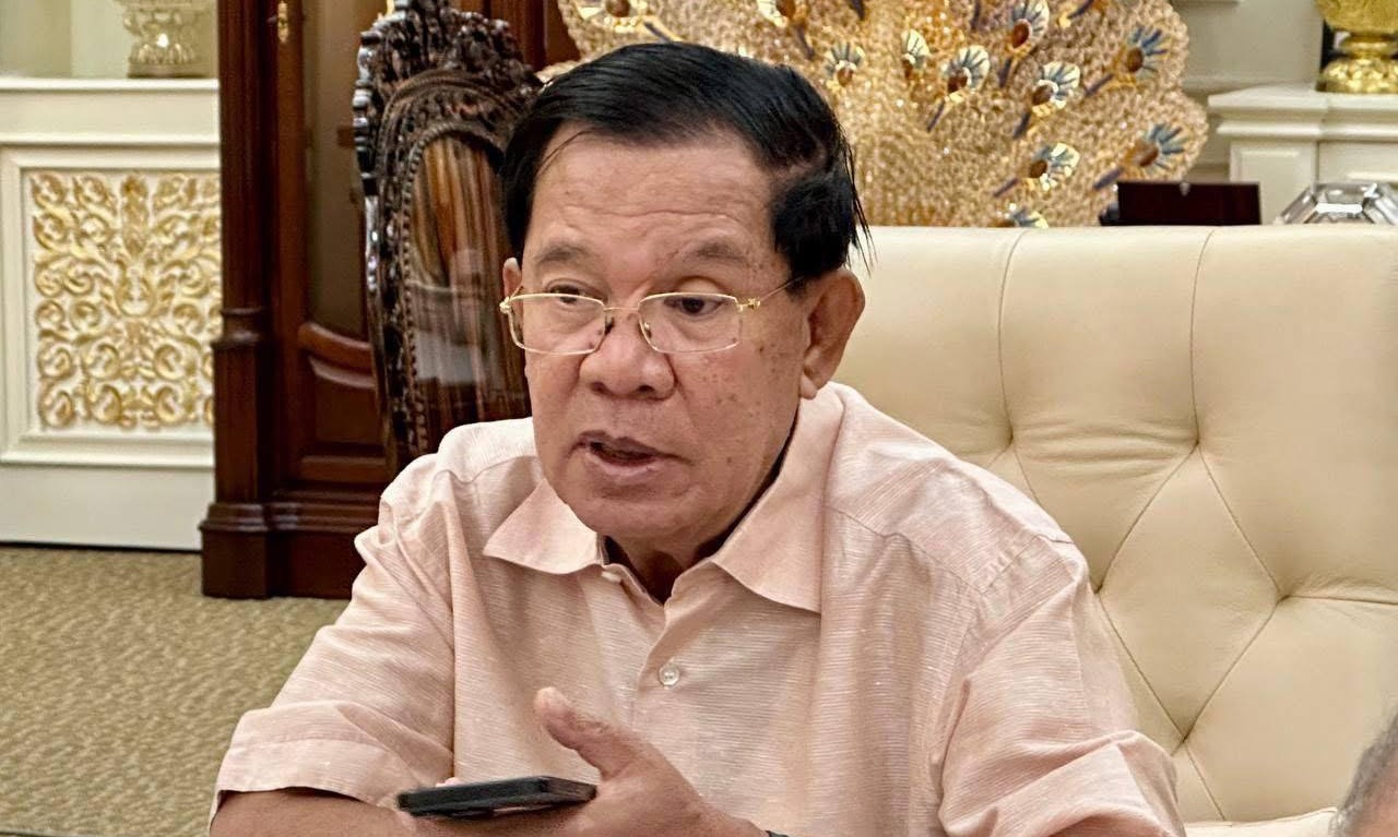 អ្នកនាំពាក្យសម្តេចតេជោ ឯកឧត្តម ជា ធីរិទ្ធ  សម្តេចតេជោ តែងតែផ្តល់ប្រឹក្សានិងក្រើនរម្លឹកដល់វីរៈកងទ័ពយើងជាប្រចាំ ឲ្យប្រកាន់ខ្ជាប់យ៉ាងម៉ឺងម៉ាត់នូវស្មារតីច្បាប់អន្តរជាតិ ស្មារតីជាមនុស្សជាតិ 